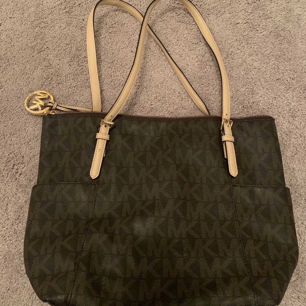 Michael kors tote